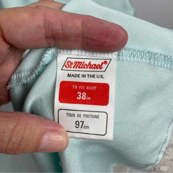 🚦3/$33 St. Michael Vintage U.K. Satin & Lace Nightgown - Bundle Bundle!! - Picture 8 of 9